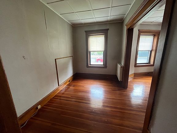 4th image of 310 Elm St #1-L