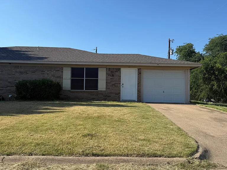 Ramada Dr — Photo 11