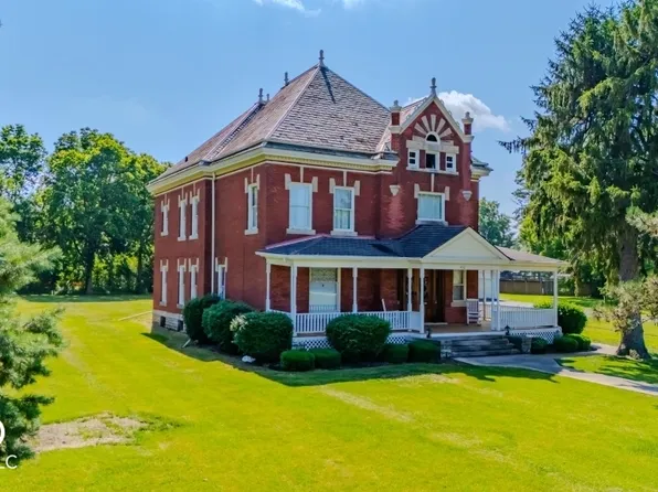 932 N Washington St, Marion, IN 46952