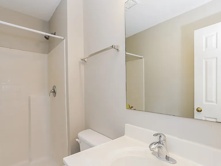 17031 Ongar Ct — Photo 9