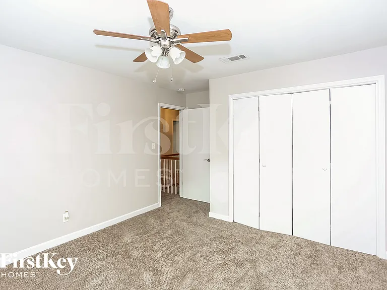 6404 Pencade Ln — Photo 12