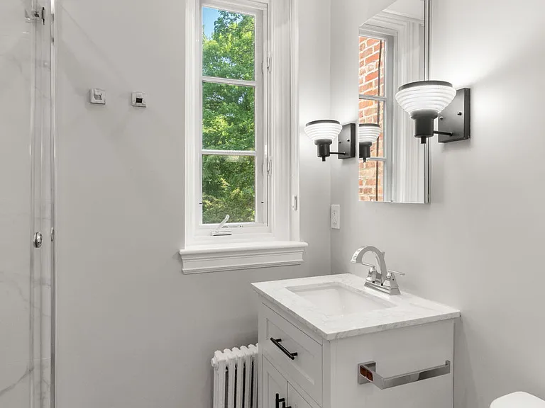 15 Monmouth Ct #5 — Photo 13
