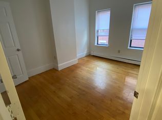 17 Hemenway St APT 4, Boston, MA 02115