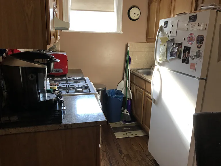 1631 Crosby Ave #3 — Photo 5