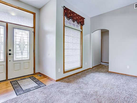 3rd image of 508 E Crescent Lakes Dr