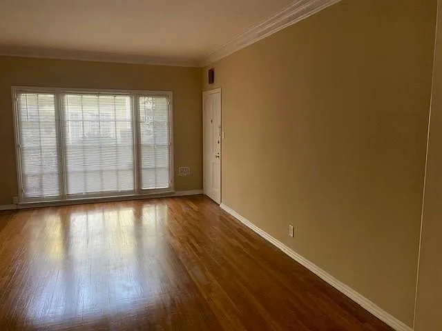 1079 S Orange Grove Ave #1079 — Photo 9