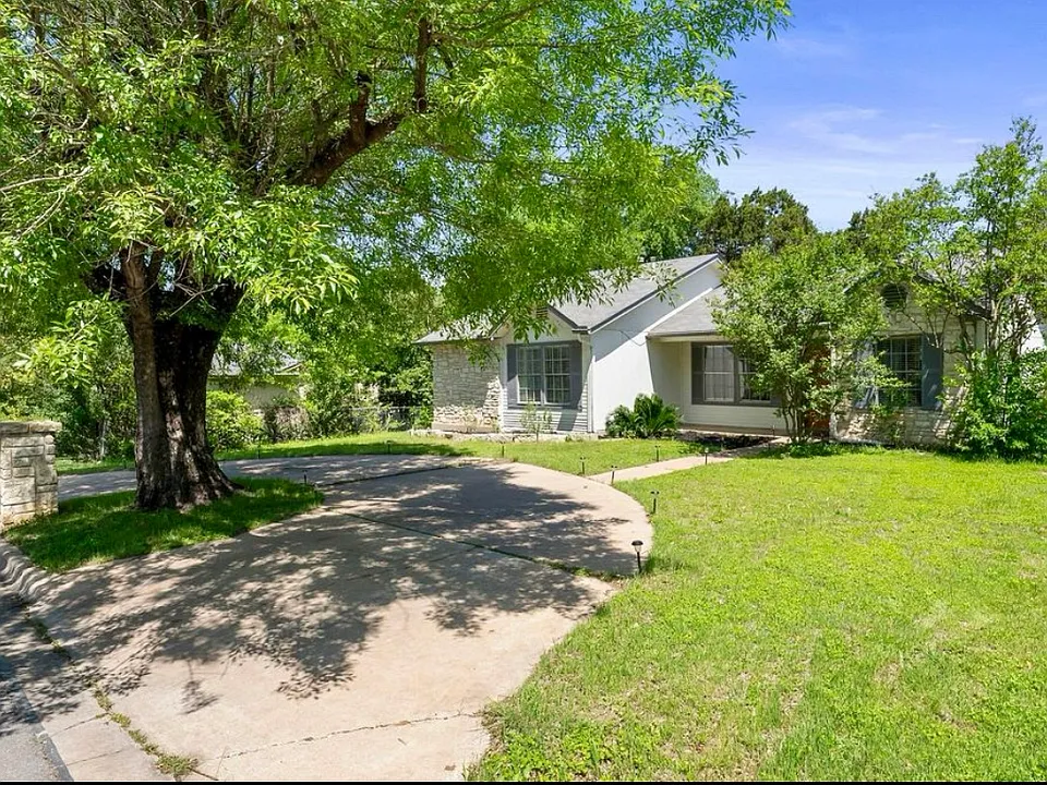 3212 Darnell Dr