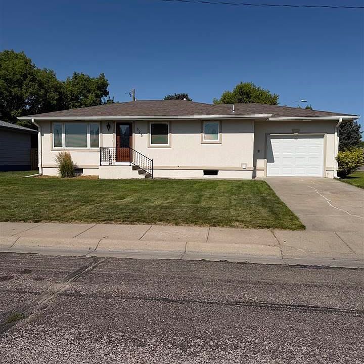 1st image of 625 18th St