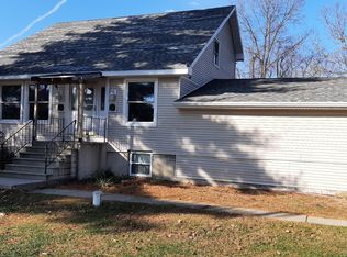 28750 Steve Rd, Dowagiac, MI 49047