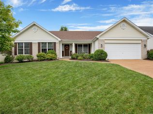 807 Avondale Dr, Saint Peters, MO 63376