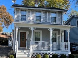 9 Robinson St, Fishkill, NY 12524