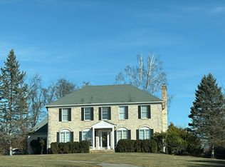 11 Uptom Pine Rd, Lebanon, NJ 08833