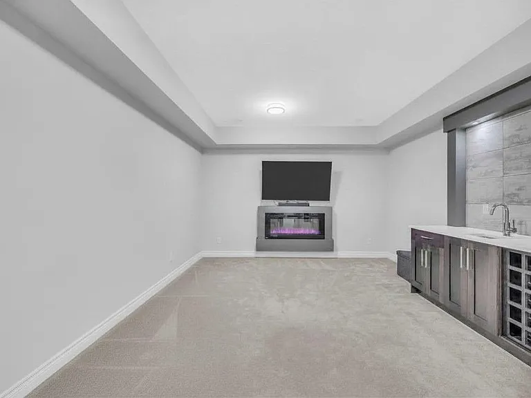 17033 Fraser Hwy #34 — Photo 9