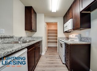 2850 Riverside Dr #2-313D, Los Angeles, CA 90039