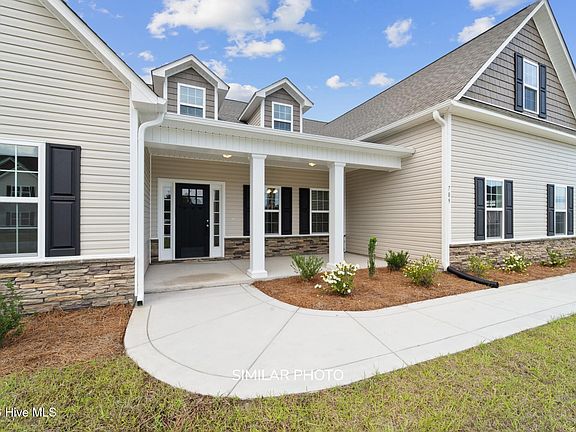 2nd image of 901 Coddington Cove