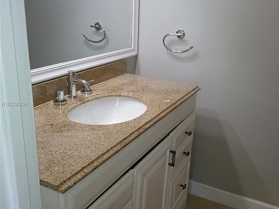 4th image of 2121 N Bayshore Dr APT 702