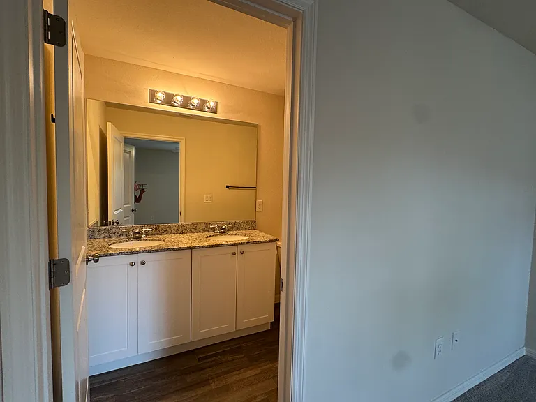 1271 S McDuff St — Photo 16