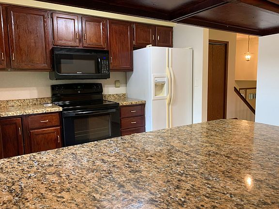 5th image of 3303 Eddy Ln
