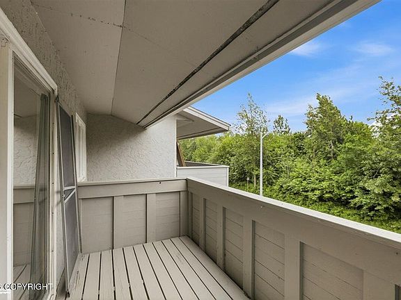 5th image of 4333 San Ernesto Ave #W307