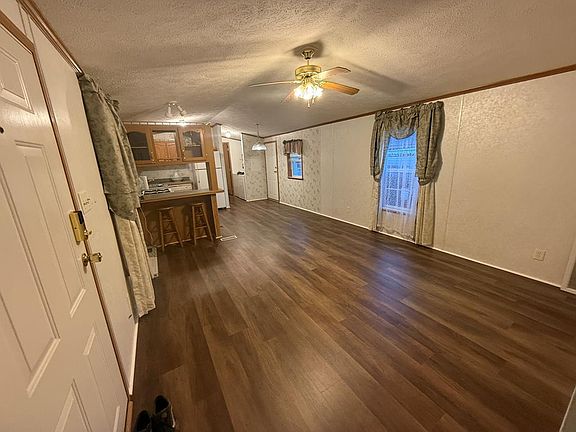 3rd image of 674 Grant St Lot 21