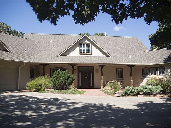 2nd image of 5712 W Creekside Dr