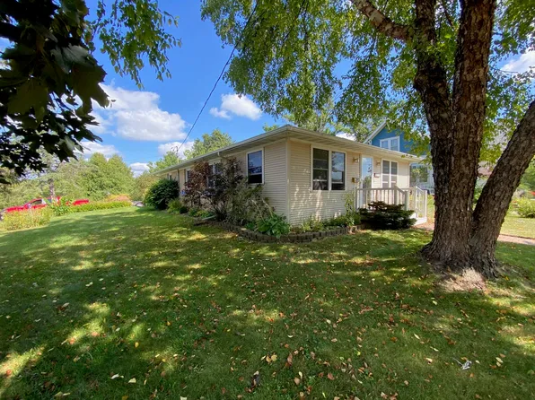 506 E North St, Darlington, WI 53530