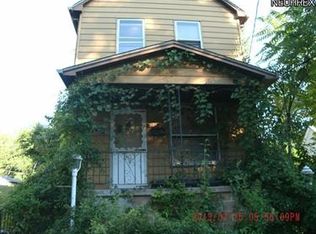 31 7th St, Campbell, OH 44405