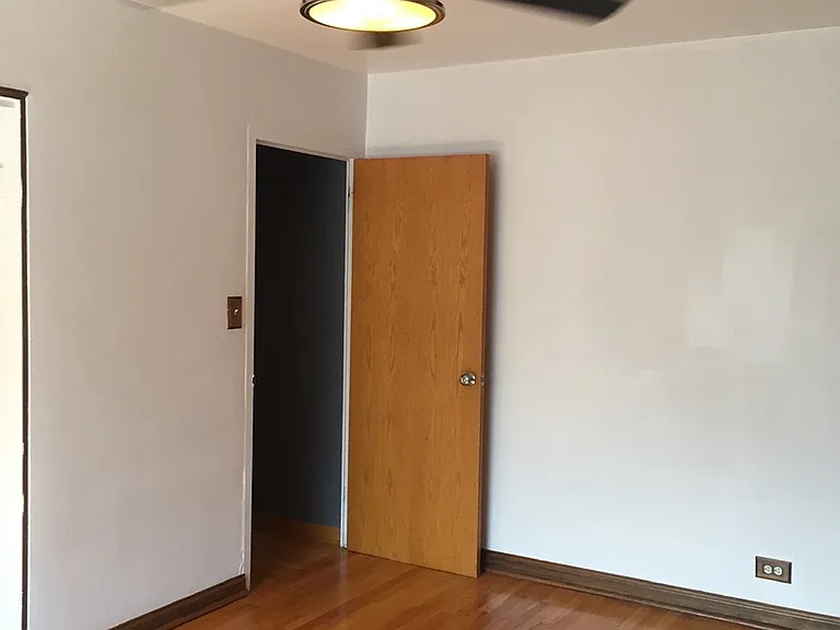 1112 N Harlem Ave — Photo 15