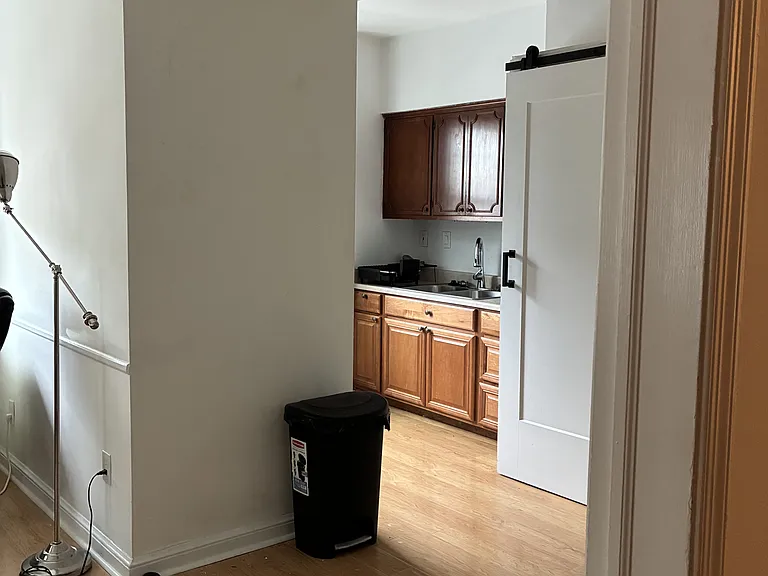 2639 I St NW #C — Photo 15