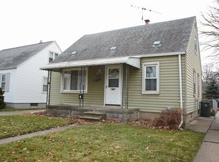 20222 Avalon St, Saint Clair Shores, MI 48080