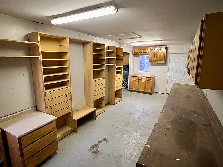 606 Iowa St — Photo 38