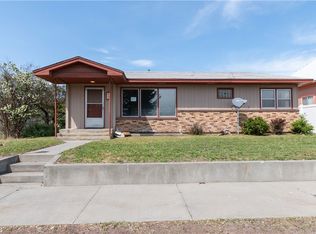 312 W 3rd St, Lind, WA 99341