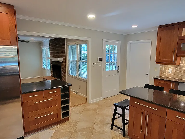 1318 Beechdale Dr — Photo 22