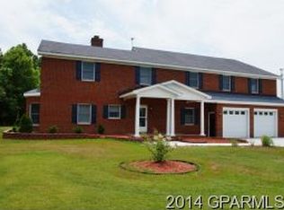 2164 B Stokes Rd, Greenville, NC 27858
