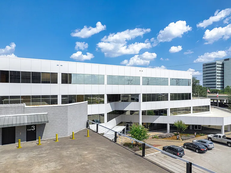 397 N Sam Houston Pkwy W #110 — Photo 15