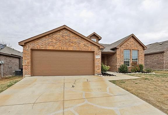 2nd image of 4924 Lemon Grove Dr