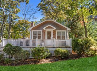 6 Wickatuck Dr, Sag Harbor, NY 11963