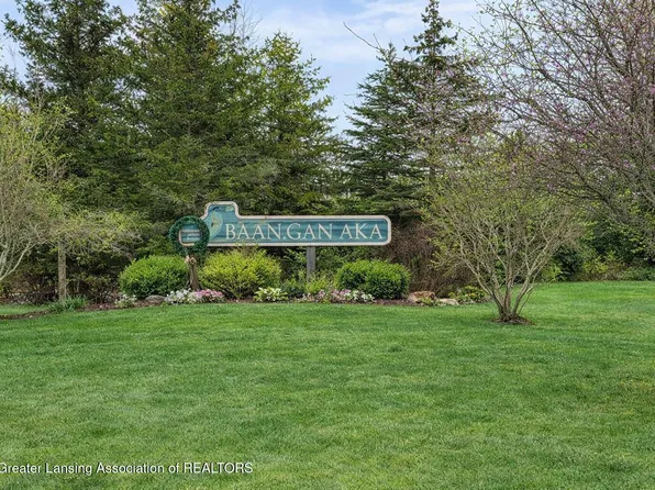 101 Daggertail Ln, Okemos, MI 48864