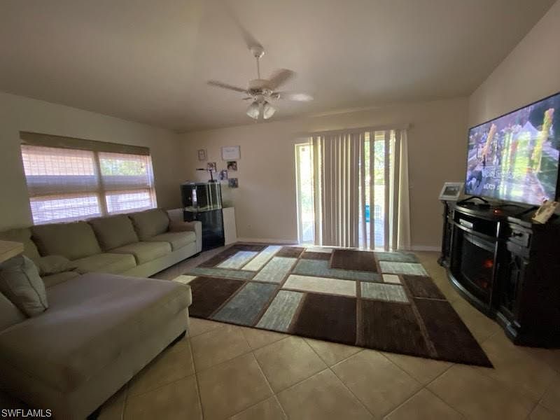 1st image of 2310 NE 8th Pl