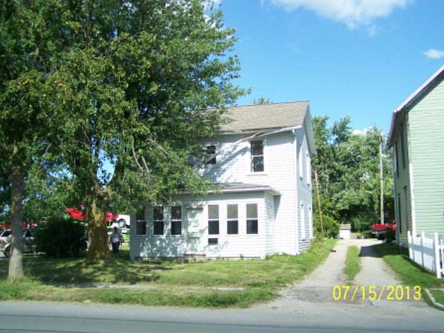 1st image of 220 N Franklin St