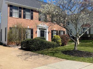 20709 Parkside Cir, Sterling, VA 20165