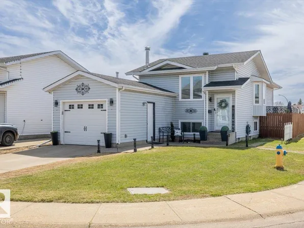 9347 180a Ave NW, Edmonton, AB T5Z 2J4