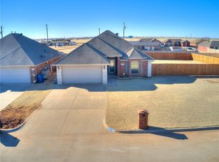 1003 Ridge Dr, Kingfisher, OK 73750