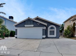 5739 Roundrock Dr, Las Vegas, NV 89142