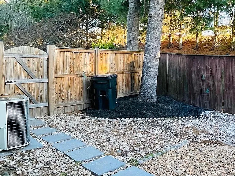 6122 Hoskins Hollow Cir #A — Photo 5