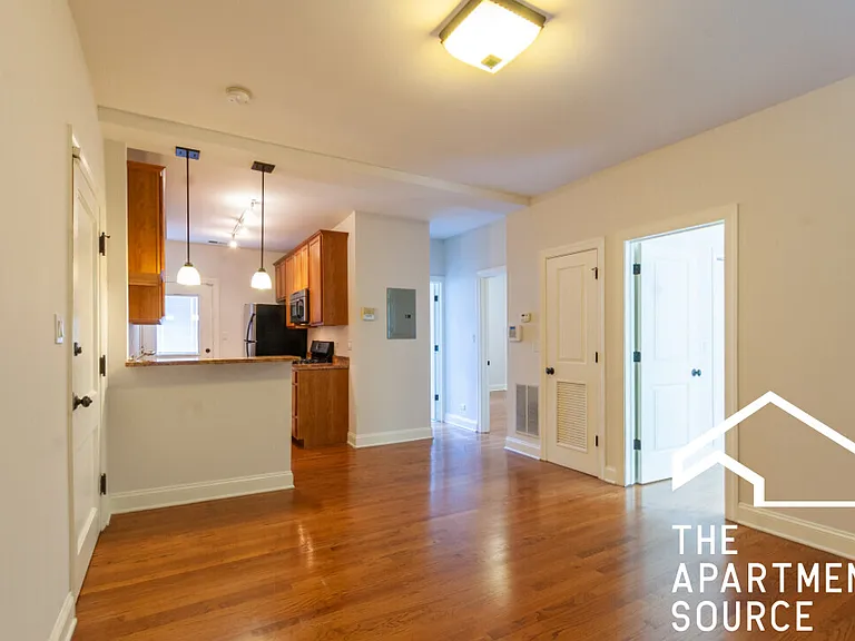 3443 N Lakewood Ave #2 — Photo 11