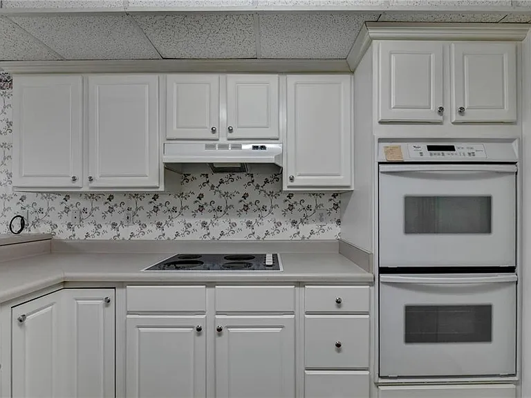 2899 Savannah Walk Ln — Photo 25