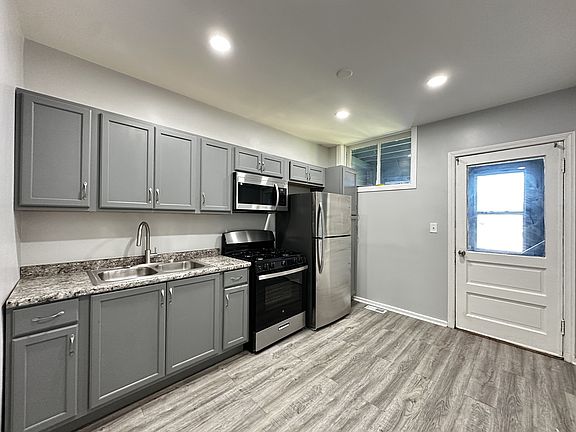2nd image of 3408 W Carroll Ave #2
