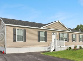 16 Margarets Way, Ossipee, NH 03864