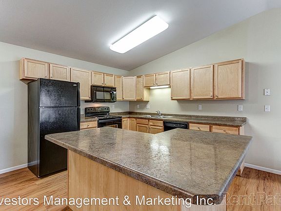 3rd image of 3841 Garden View Dr #10008186